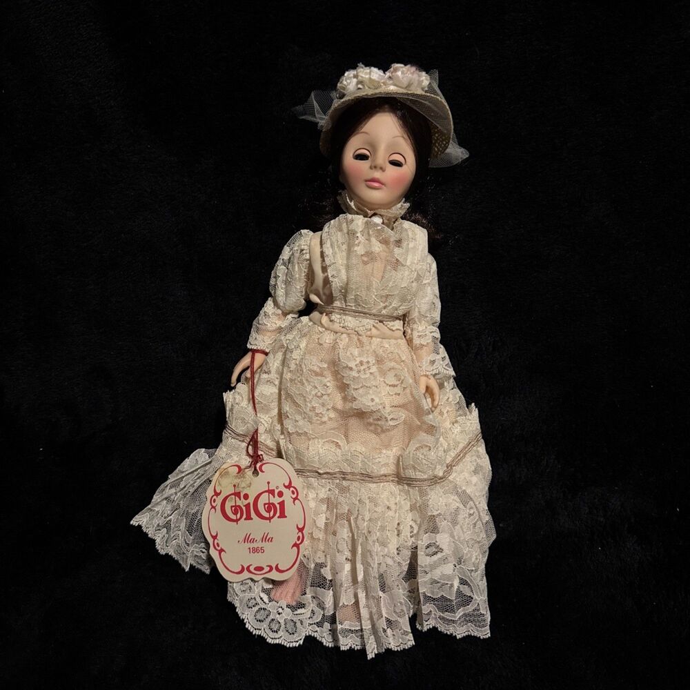 Vintage 1970s Effanbee 11.5" Doll  Gi Gi Mama Ivory Dress W/hand Tag